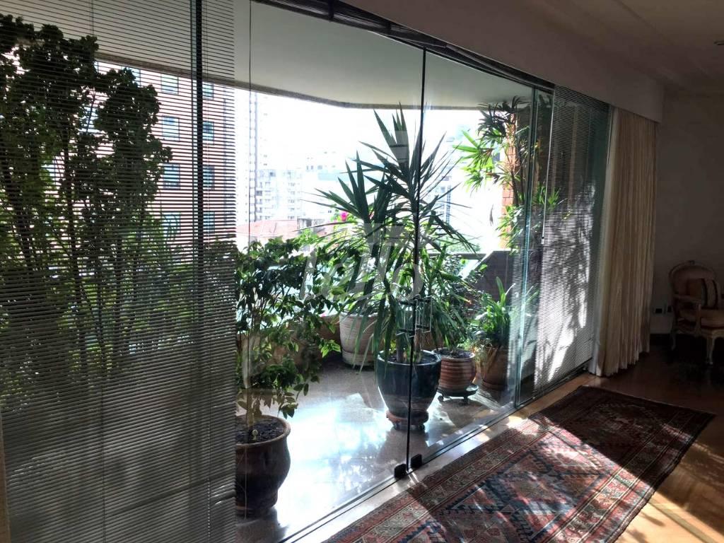 SALA de Apartamento à venda, Padrão com 549 m², 4 quartos e 5 vagas em Jardim Paulista - São Paulo