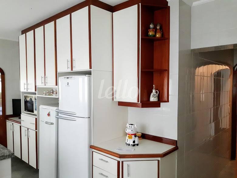 COZINHA de Apartamento para alugar, Padrão com 258 m², 4 quartos e 3 vagas em Jardim da Saúde - São Paulo