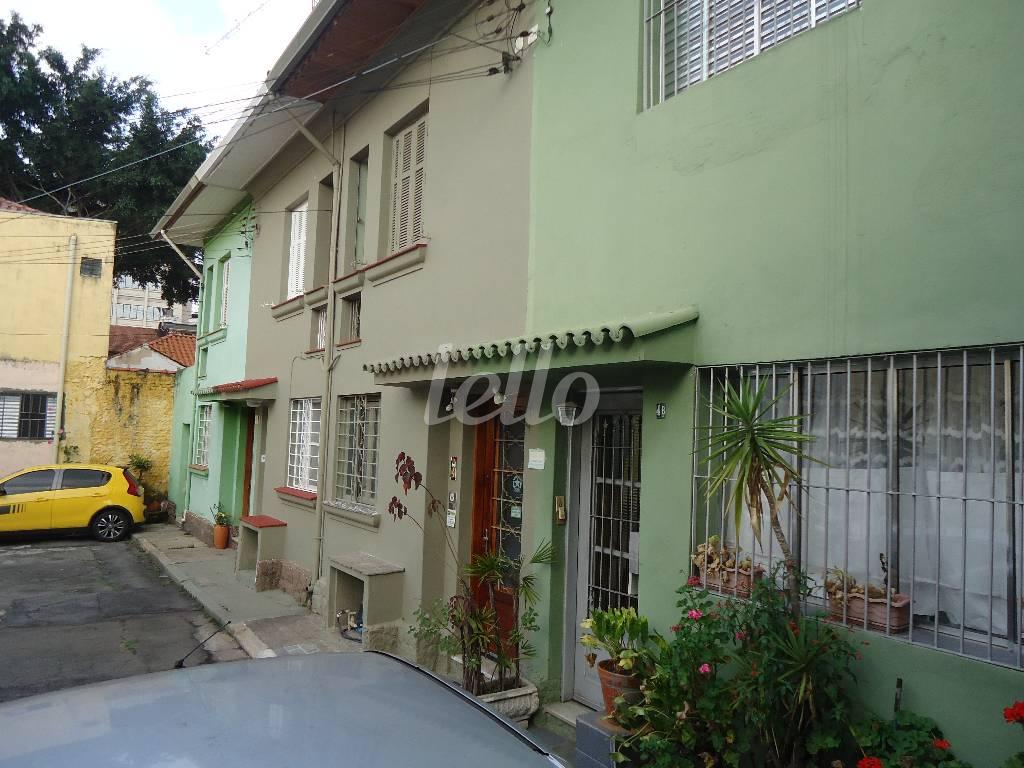 VILA de Casa à venda, de vila - sobrado com 180 m², 4 quartos e 2 vagas em Pinheiros - São Paulo