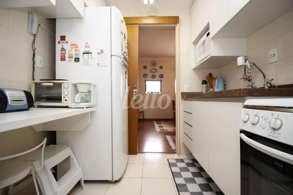 COZINHA de Apartamento à venda, Padrão com 73 m², 2 quartos e 2 vagas em Indianópolis - São Paulo