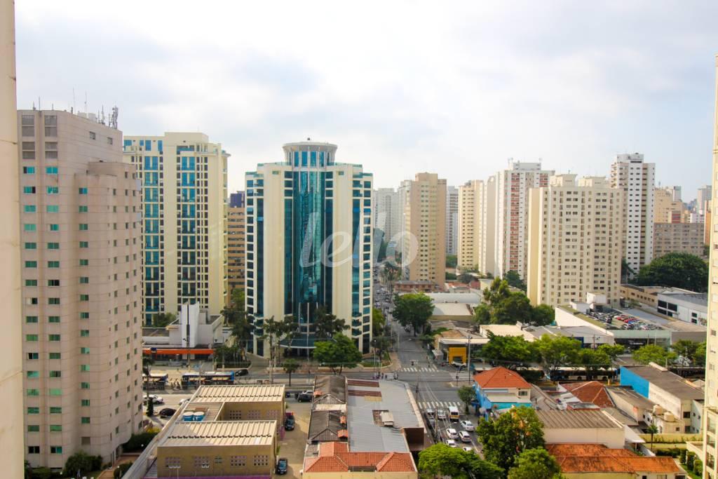VISTA de Apartamento à venda, Padrão com 73 m², 2 quartos e 2 vagas em Indianópolis - São Paulo
