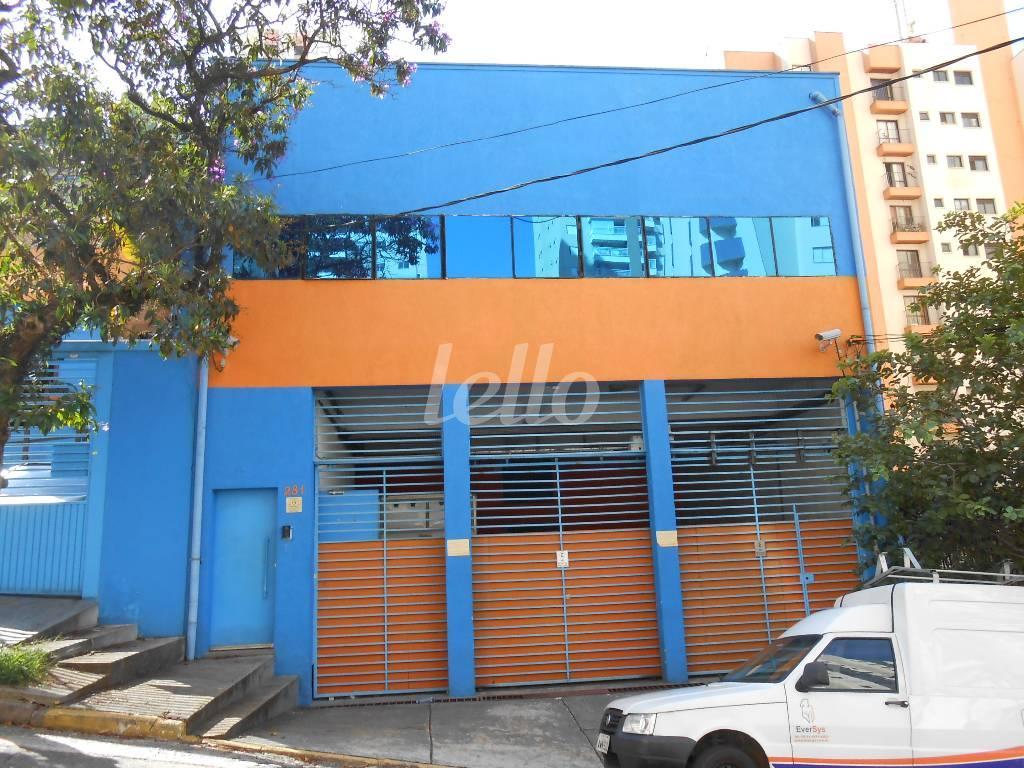 FACHADA (2) de Prédio Comercial à venda, Monousuário com 800 m², e 6 vagas em Vila da Saúde - São Paulo