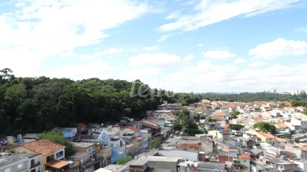 VISTA de Apartamento à venda, Padrão com 60 m², 3 quartos e 1 vaga em Vila Santos - São Paulo