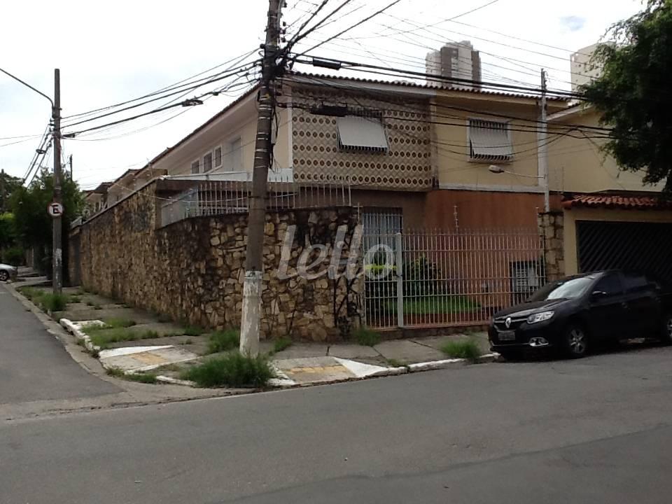 FACHADA de Casa à venda, sobrado com 132 m², 3 quartos e 3 vagas em Vila Firmiano Pinto - São Paulo