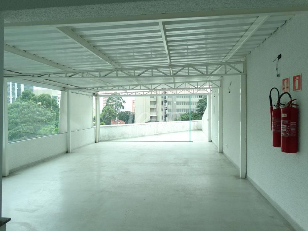 COBERTURA de Prédio Comercial para alugar, Monousuário com 675 m², e em Pacaembu - São Paulo