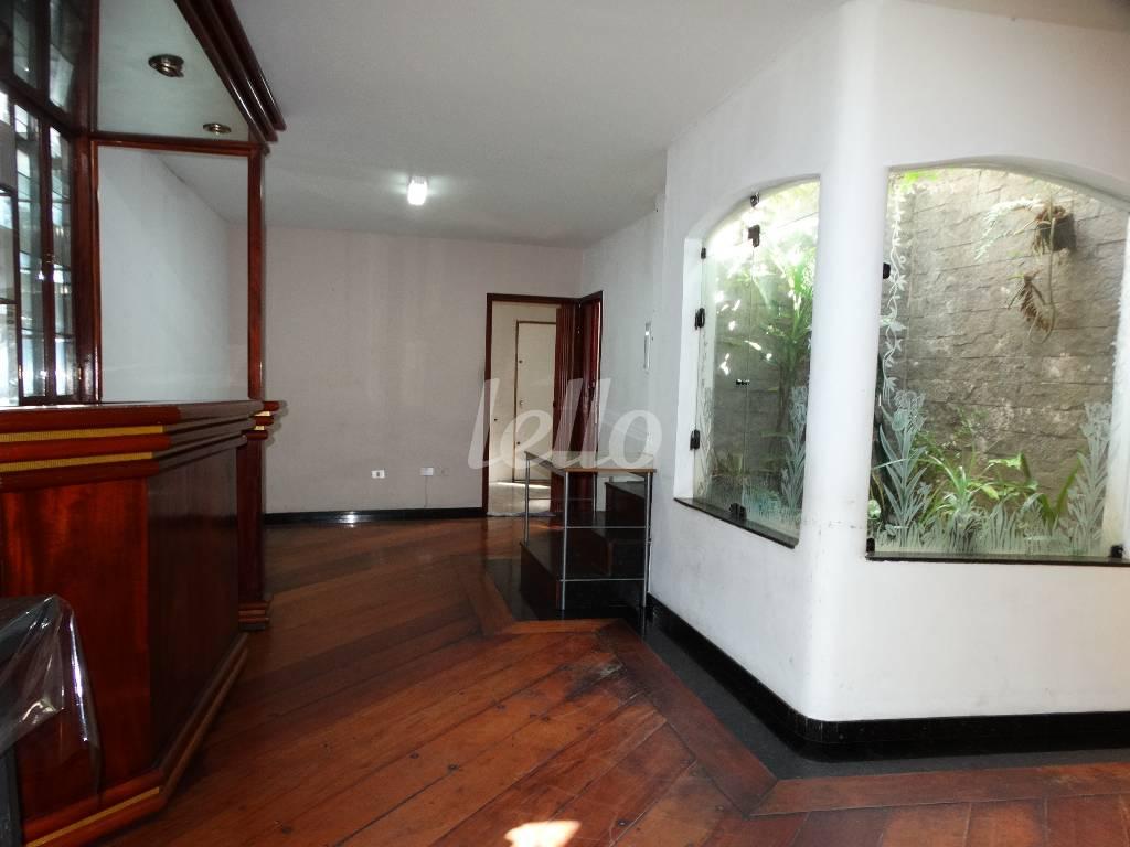 SALA de Casa à venda, sobrado com 220 m², 3 quartos e 2 vagas em Tatuapé - São Paulo