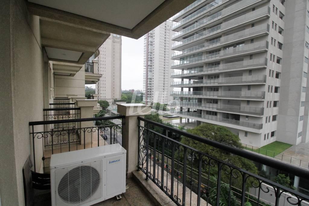 SACADA SUÍTE de Apartamento à venda, Padrão com 308 m², 4 quartos e 5 vagas em Paraíso - São Paulo