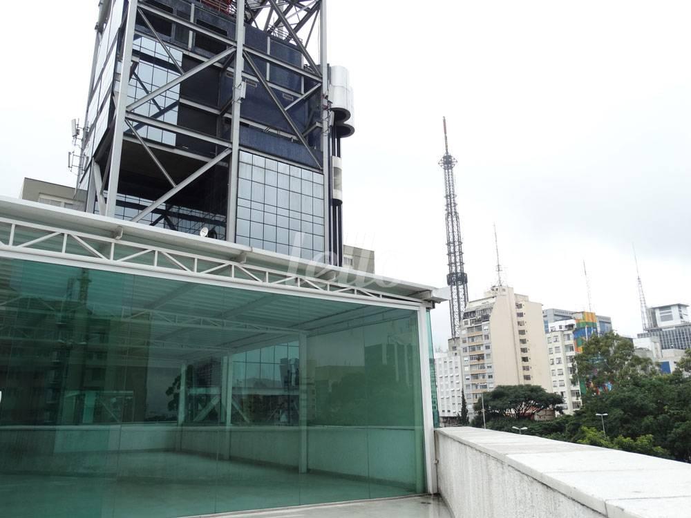 FACHADA de Prédio Comercial para alugar, Monousuário com 675 m², e em Pacaembu - São Paulo