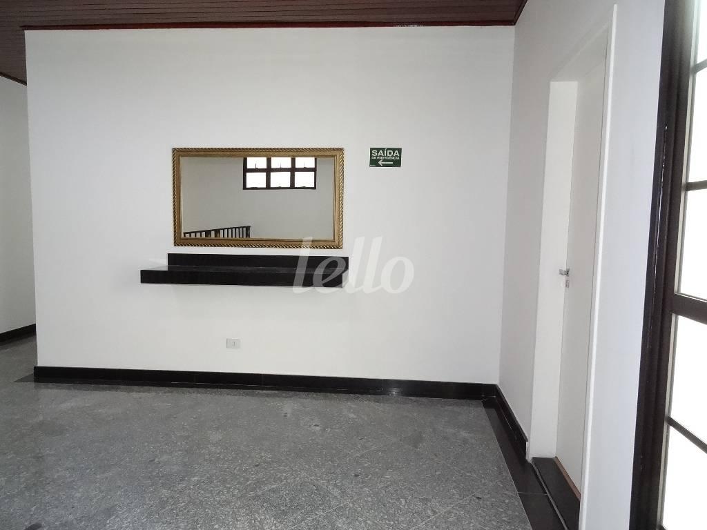 RECEPÇÃO de Sala / Conjunto para alugar, Padrão com 45 m², e em Vila Nova Conceição - São Paulo