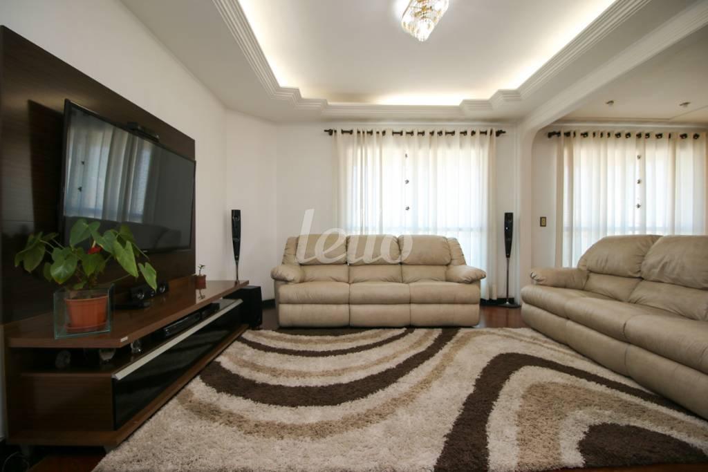 SALA de Apartamento à venda, Padrão com 242 m², 4 quartos e 3 vagas em Vila Prudente - São Paulo