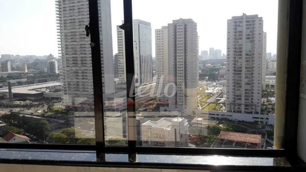 VISTA ÁREA DE SERVIÇO de Apartamento à venda, Padrão com 197 m², 3 quartos e 2 vagas em Vila Baeta Neves - São Bernardo do Campo