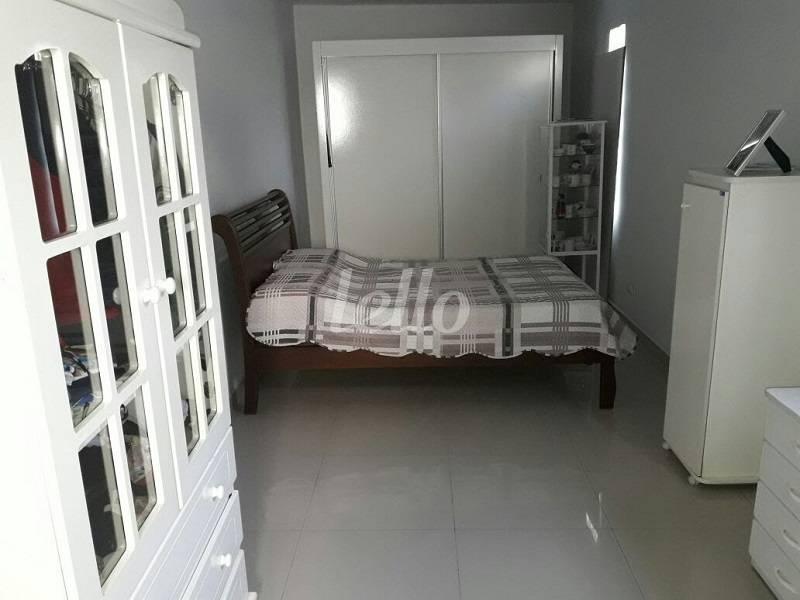 DORMITORIO de Casa à venda, sobrado com 250 m², 3 quartos e 3 vagas em Chácara Seis de Outubro - São Paulo