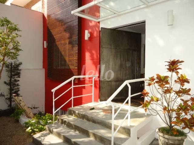 ENTRADA de Casa à venda, sobrado com 225 m², e em Vila Mariana - São Paulo