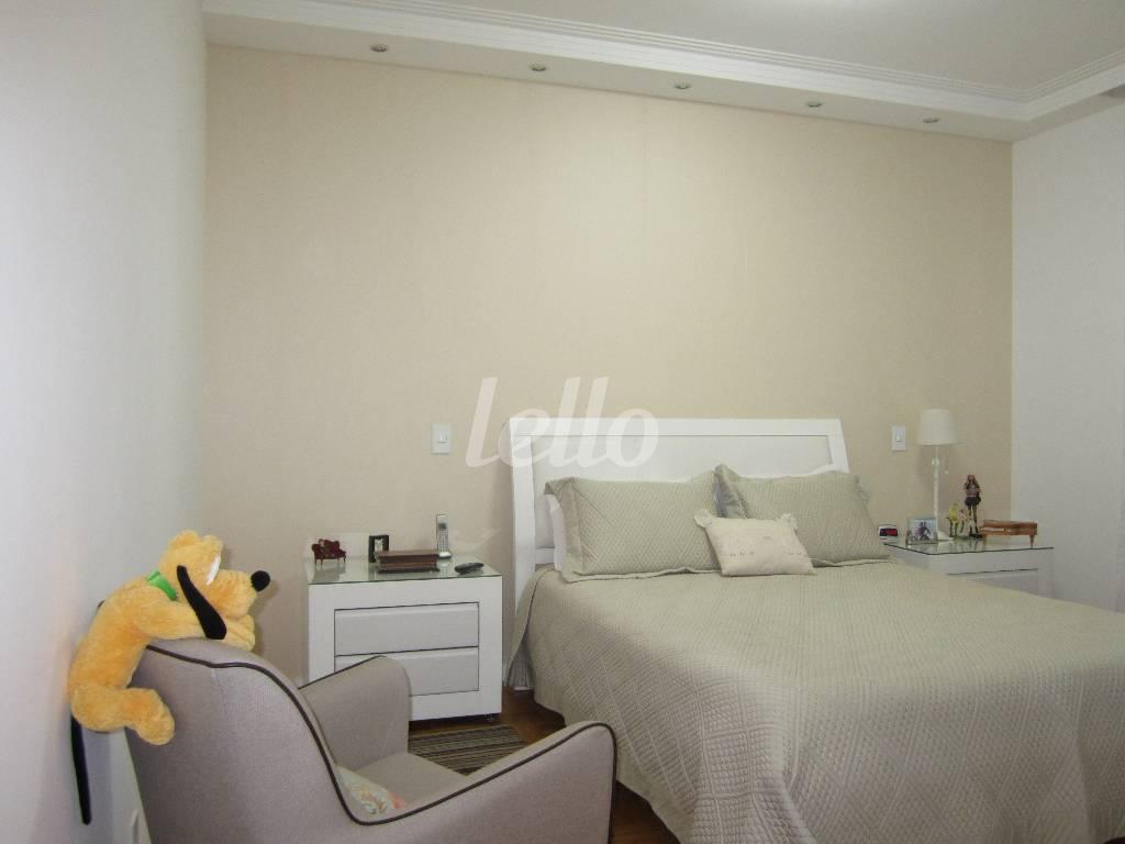 SUÍTE de Apartamento à venda, Padrão com 234 m², 3 quartos e 3 vagas em Higienópolis - São Paulo