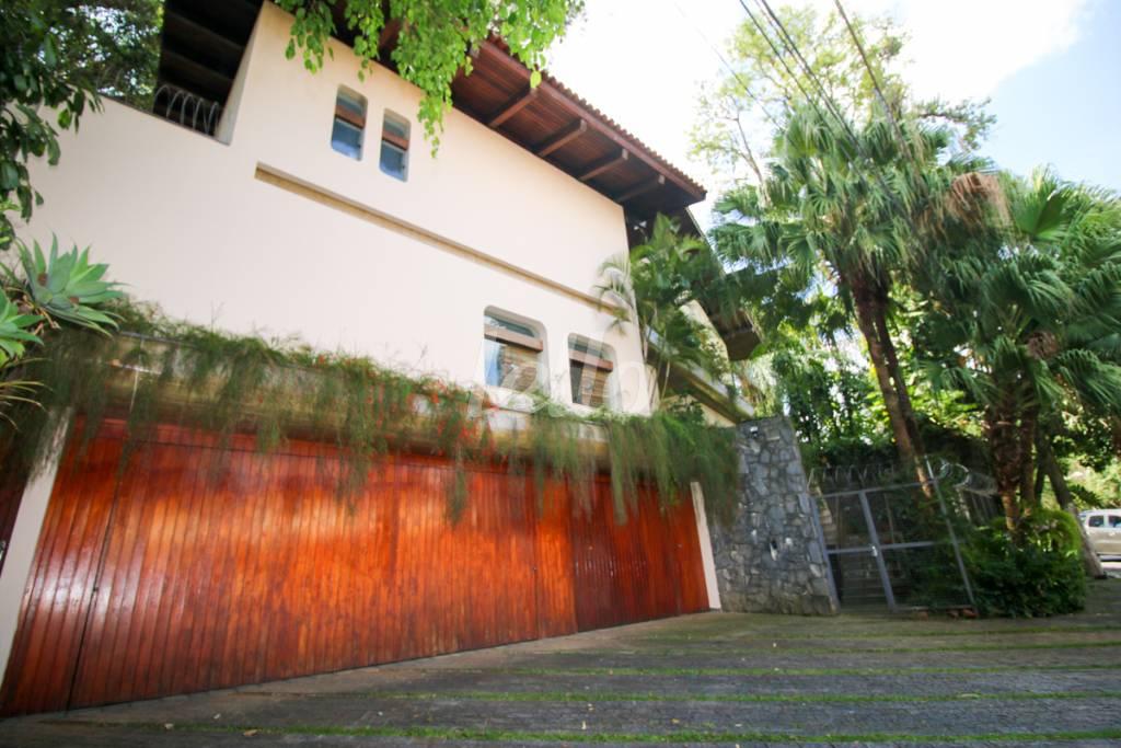 FACHADA de Casa à venda, sobrado com 487 m², 4 quartos e 4 vagas em Vila Ida - São Paulo