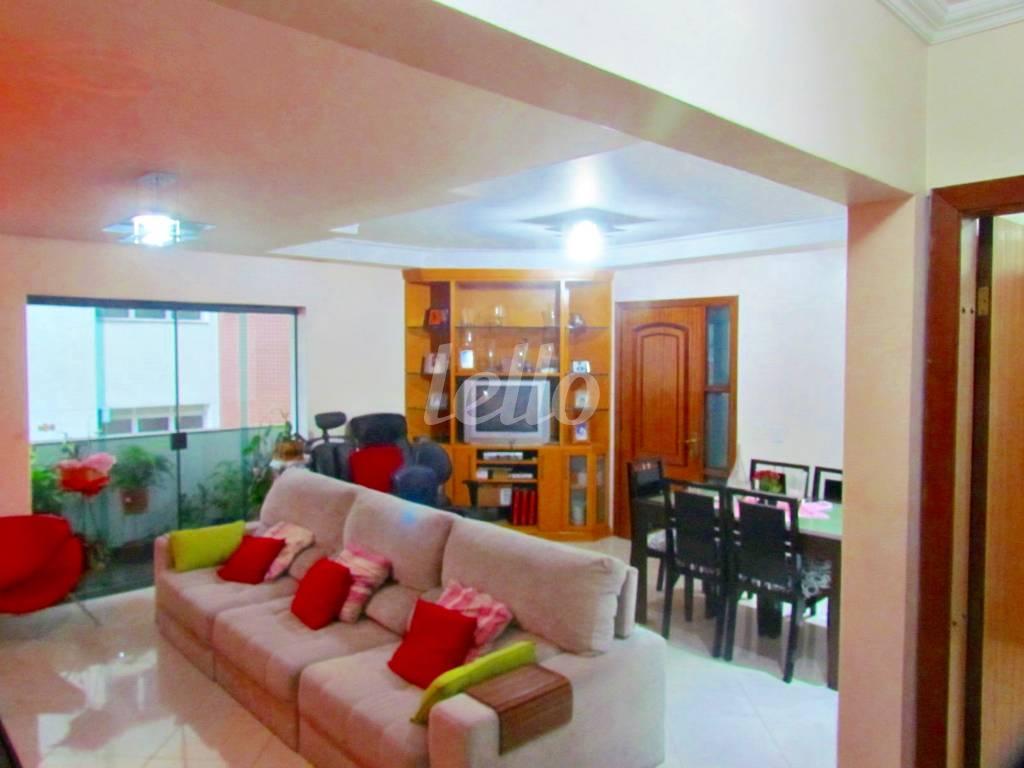 SALA de Apartamento à venda, Padrão com 155 m², 4 quartos e 2 vagas em Vila Bastos - Santo André