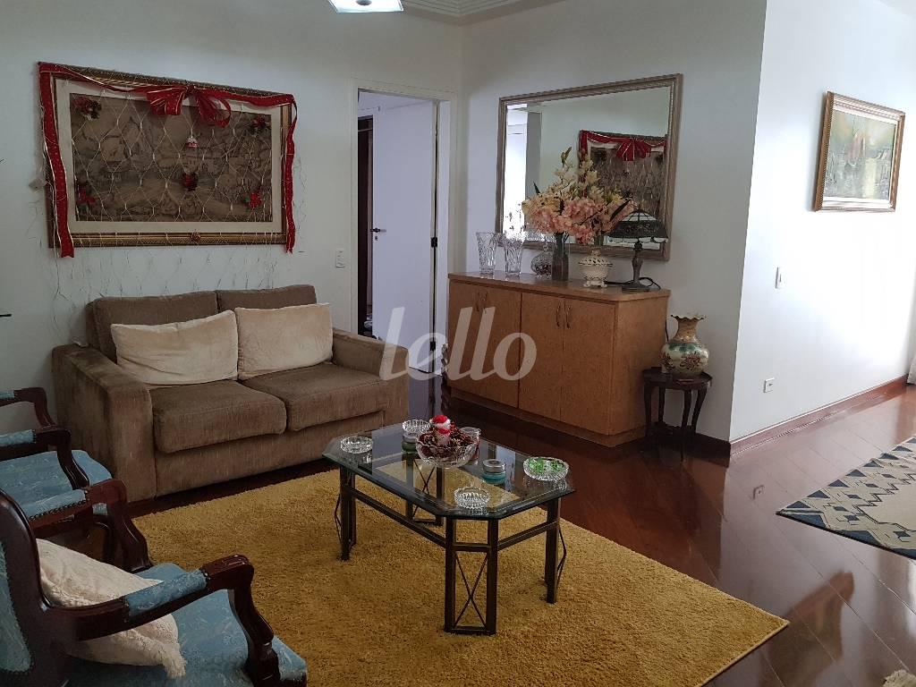 SALA de Apartamento à venda, Padrão com 138 m², 3 quartos e 2 vagas em Chácara Inglesa - São Paulo