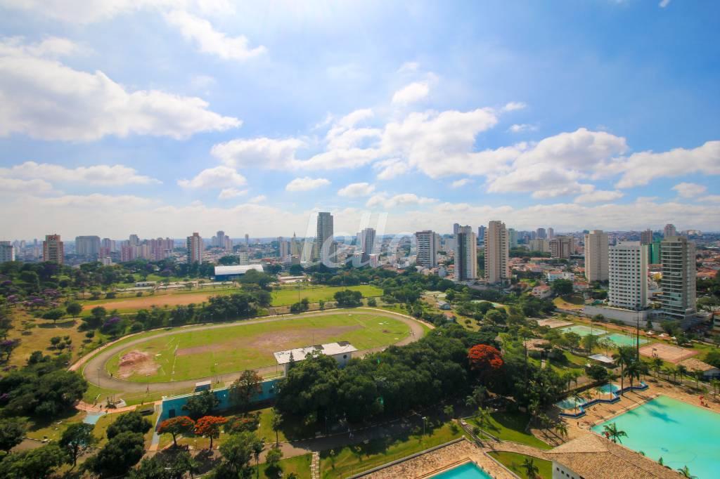 VISTA de Apartamento à venda, Padrão com 331 m², 4 quartos e 6 vagas em Jardim Anália Franco - São Paulo