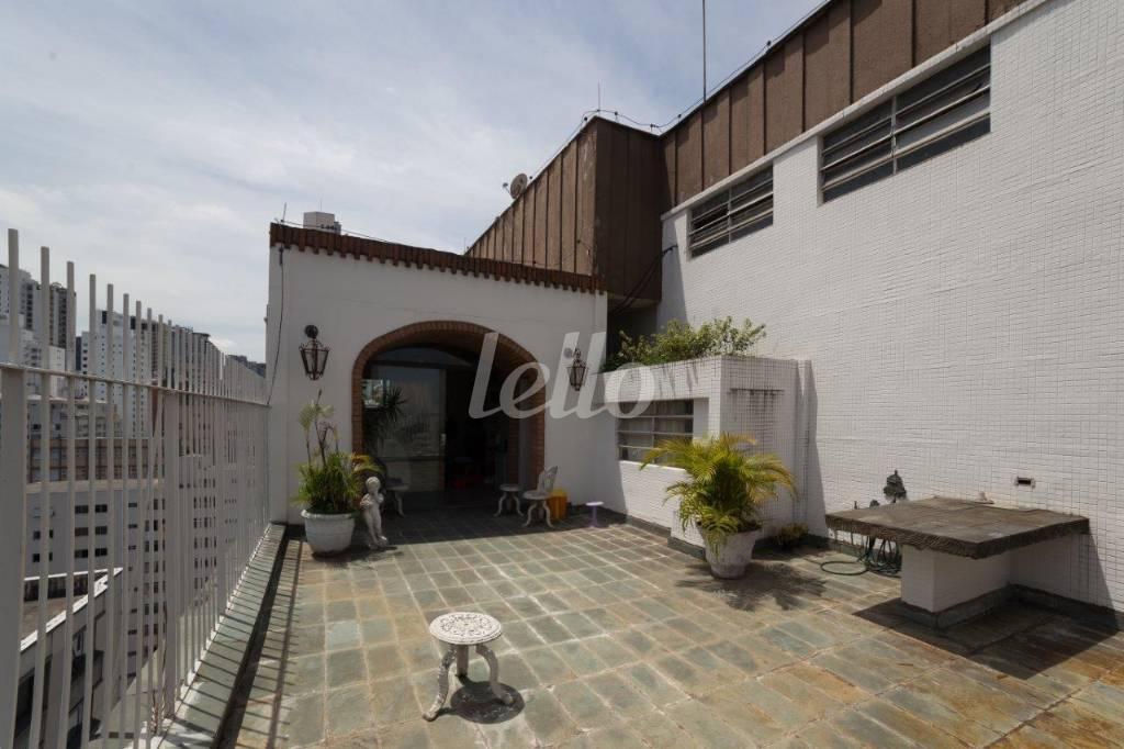ÁREA EXTERNA de Apartamento à venda, cobertura - Padrão com 500 m², 4 quartos e 4 vagas em Jardim Paulista - São Paulo