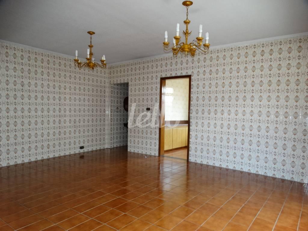 COPA de Casa à venda, sobrado com 404 m², 3 quartos e 5 vagas em Vila Diva - São Paulo