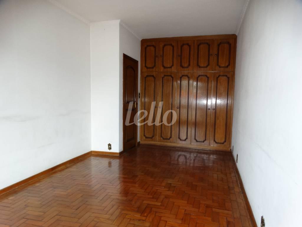 DORMITORIO 2 de Casa à venda, sobrado com 404 m², 3 quartos e 5 vagas em Vila Diva - São Paulo