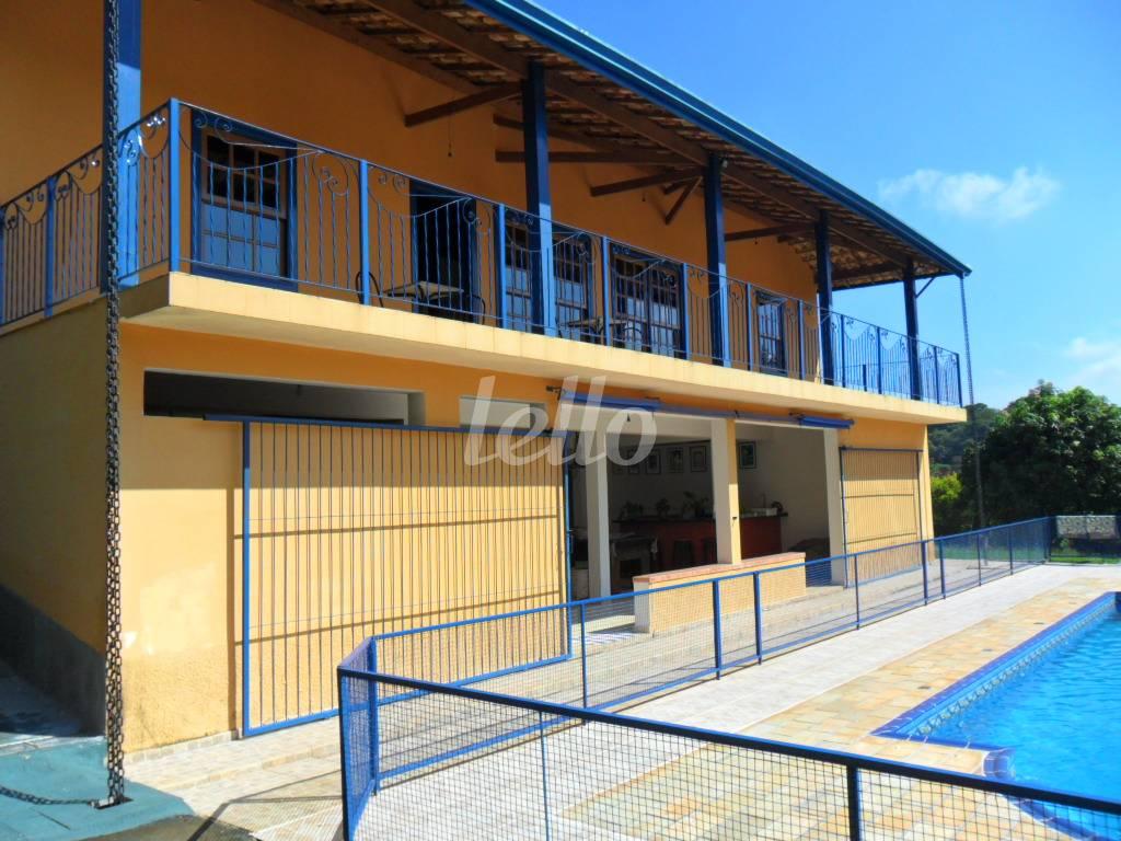 FACHADA de Casa à venda, em condomínio - térrea com 798 m², 5 quartos e 8 vagas em Parque da Fazenda - Itatiba