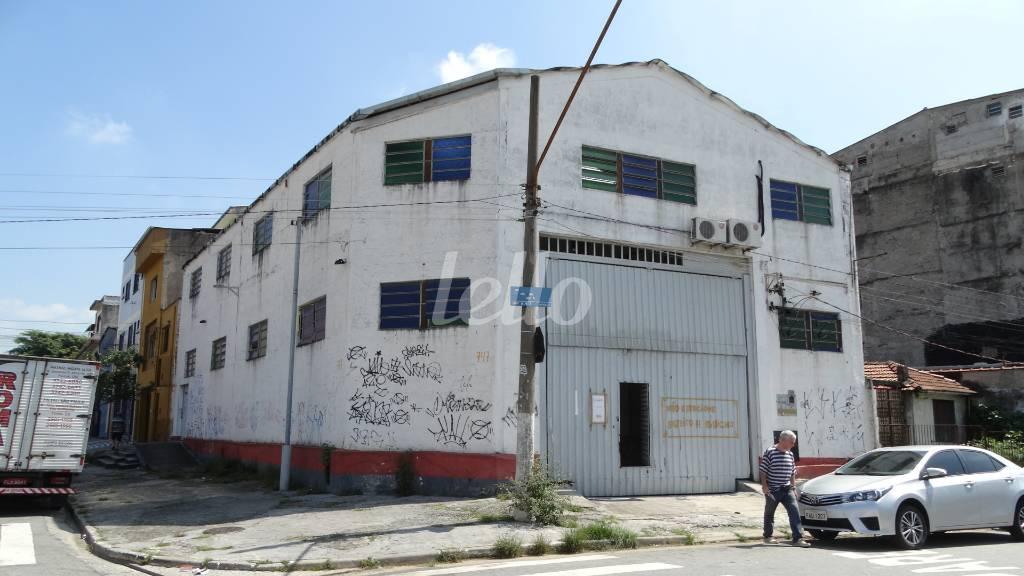 FACHADA de Galpão/Armazém à venda, Padrão com 286 m², e em Vila Guilherme - São Paulo