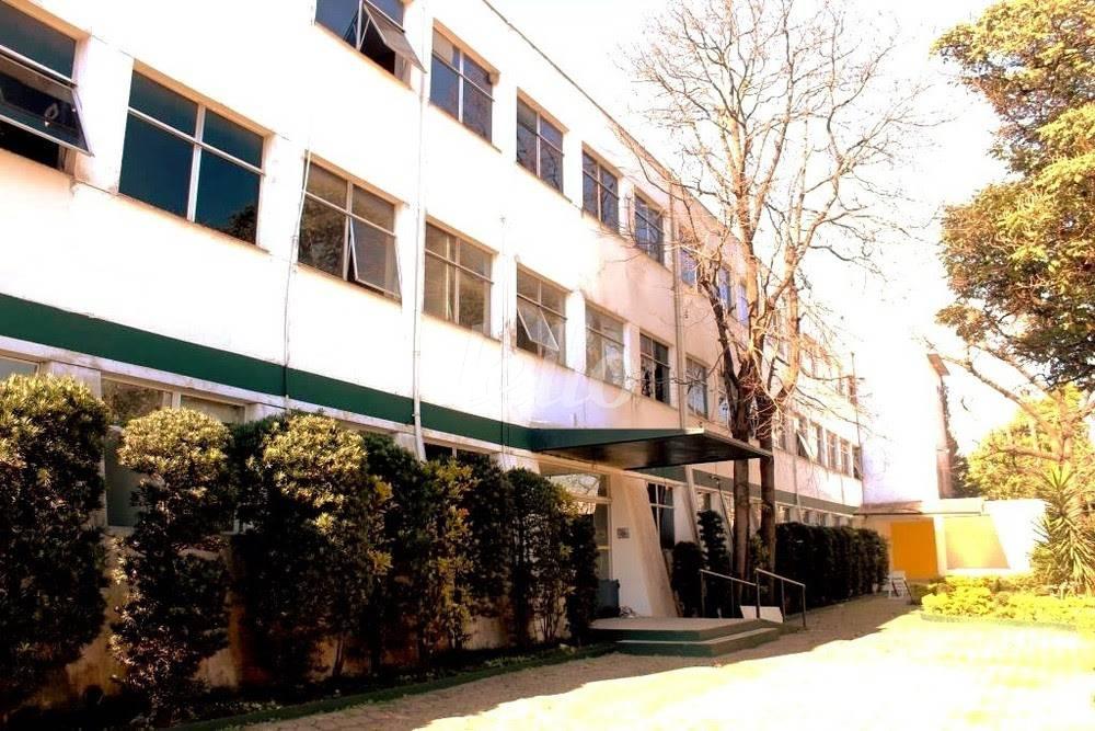 FACHADA INTERNA de Galpão/Armazém para alugar, Padrão com 17250 m², e 99 vagas em Vila Leopoldina - São Paulo