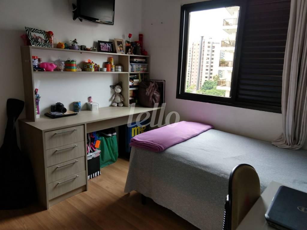 SUÍTE de Apartamento à venda, Padrão com 179 m², 4 quartos e 3 vagas em Santana - São Paulo