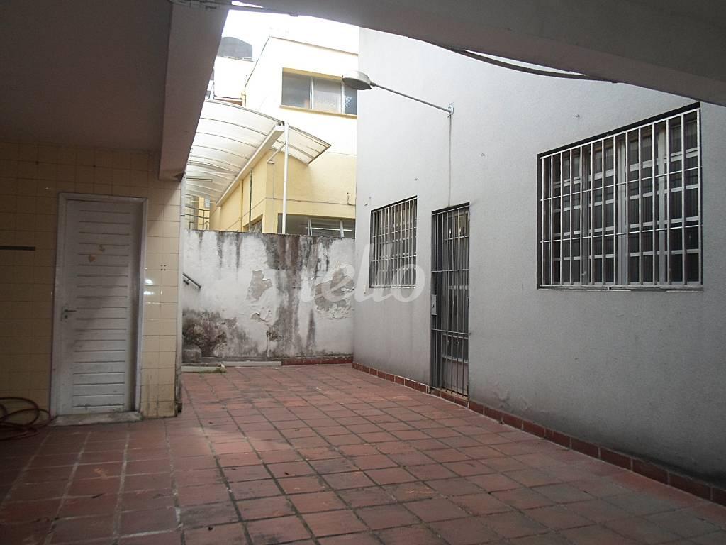 QUINTAL de Casa à venda, sobrado com 170 m², 1 quarto e 5 vagas em Vila Mariana - São Paulo