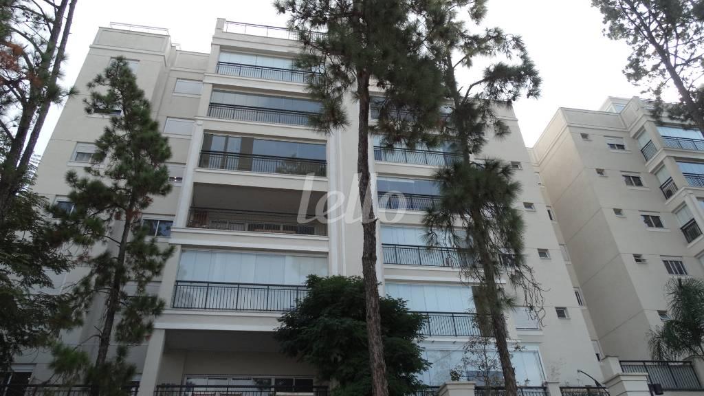 FACHADA de Apartamento à venda, Padrão com 167 m², 3 quartos e 2 vagas em Vila Irmãos Arnoni - São Paulo