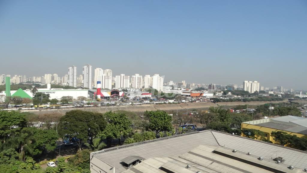 VISTA de Sala / Conjunto para alugar, Padrão com 850 m², e 8 vagas em Jardim Pereira Leite - São Paulo