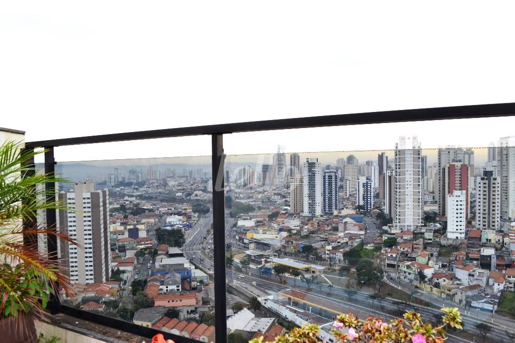 VISTA DA ÁREA PISCINA de Apartamento à venda, Duplex com 149 m², 3 quartos e 3 vagas em Mooca - São Paulo