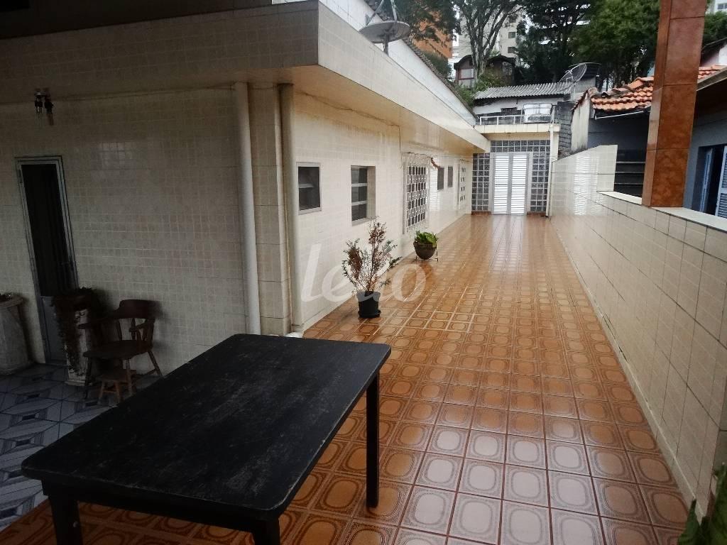 VARANDA de Casa à venda, assobradada com 773 m², 3 quartos e 5 vagas em Vila Madalena - São Paulo