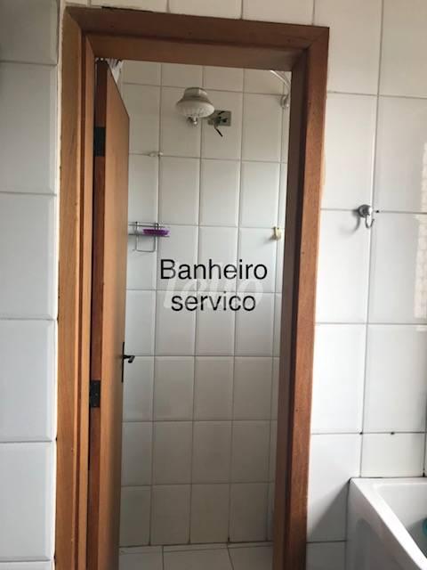 BANHEIRO DE SERVIÇO de Apartamento à venda, Padrão com 89 m², 3 quartos e 2 vagas em Vila Moinho Velho - São Paulo