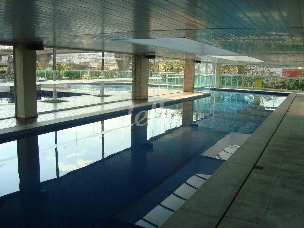 PISCINA COBERTA