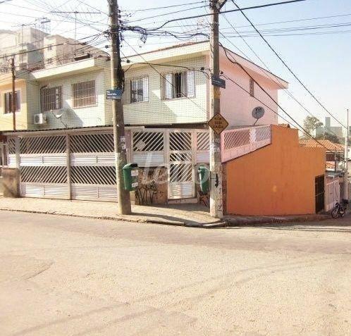 FACHADA de Casa à venda, sobrado com 180 m², 3 quartos e 2 vagas em Vila Nivi - São Paulo