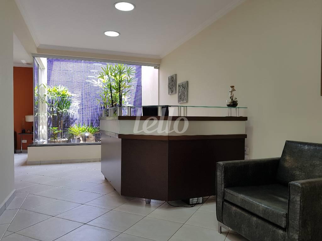RECEPÇÃO de Casa para alugar, sobrado com 346 m², e 15 vagas em Planalto Paulista - São Paulo