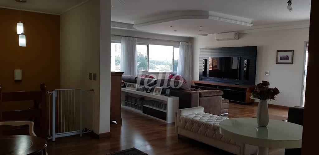 SALA PARA DOIS OU MAIS AMBIENTES de Apartamento à venda, Padrão com 294 m², 4 quartos e 4 vagas em Alto da Lapa - São Paulo