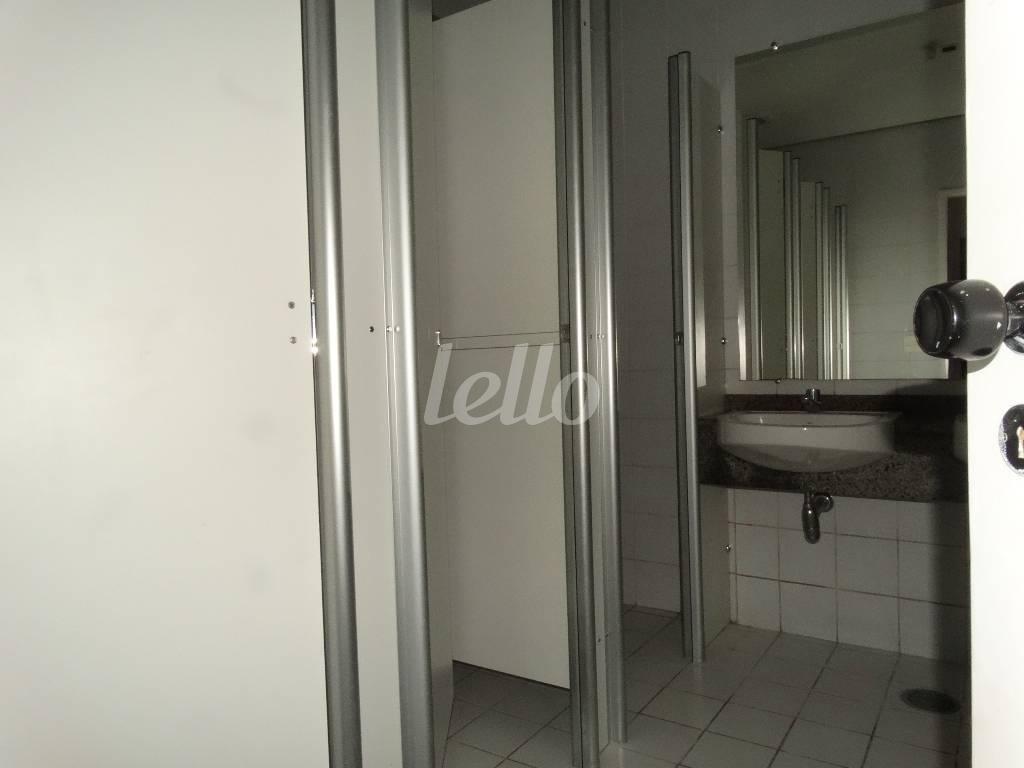 WC de Sala / Conjunto para alugar, Padrão com 1016 m², e em Água Branca - São Paulo