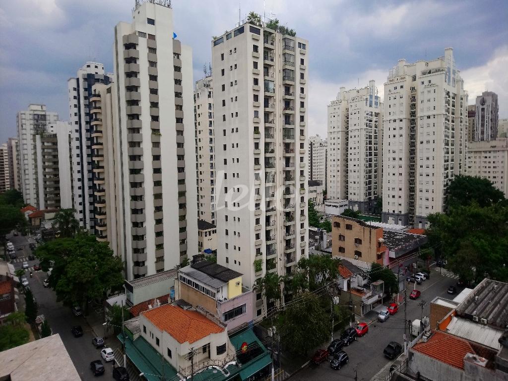 SACADA - FOTO 10 de Apartamento à venda, Padrão com 180 m², 4 quartos e 2 vagas em Indianópolis - São Paulo