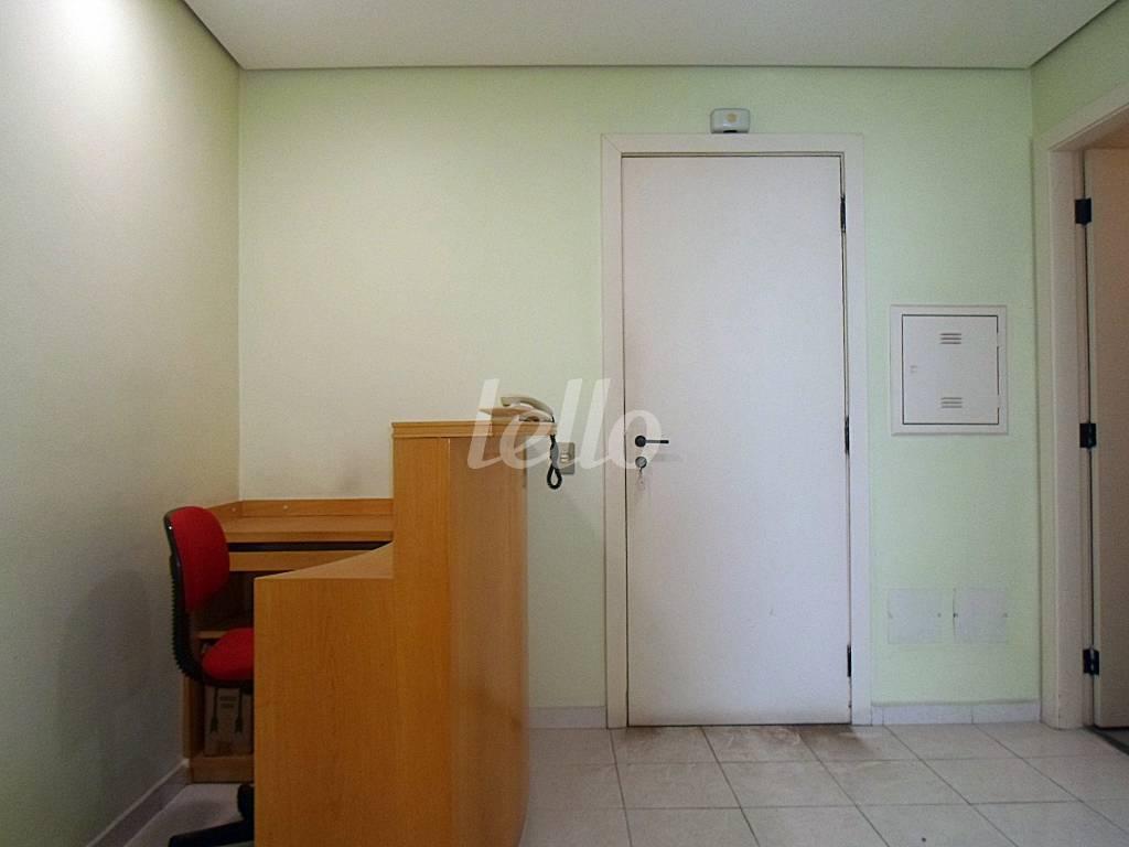 RECEPÇÃO de Sala / Conjunto para alugar, Padrão com 35 m², e 2 vagas em Vila Clementino - São Paulo