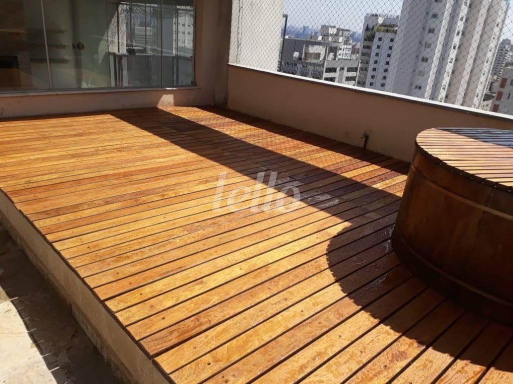 TERRAÇO de Apartamento à venda, Duplex com 355 m², 4 quartos e 3 vagas em Paraíso - São Paulo