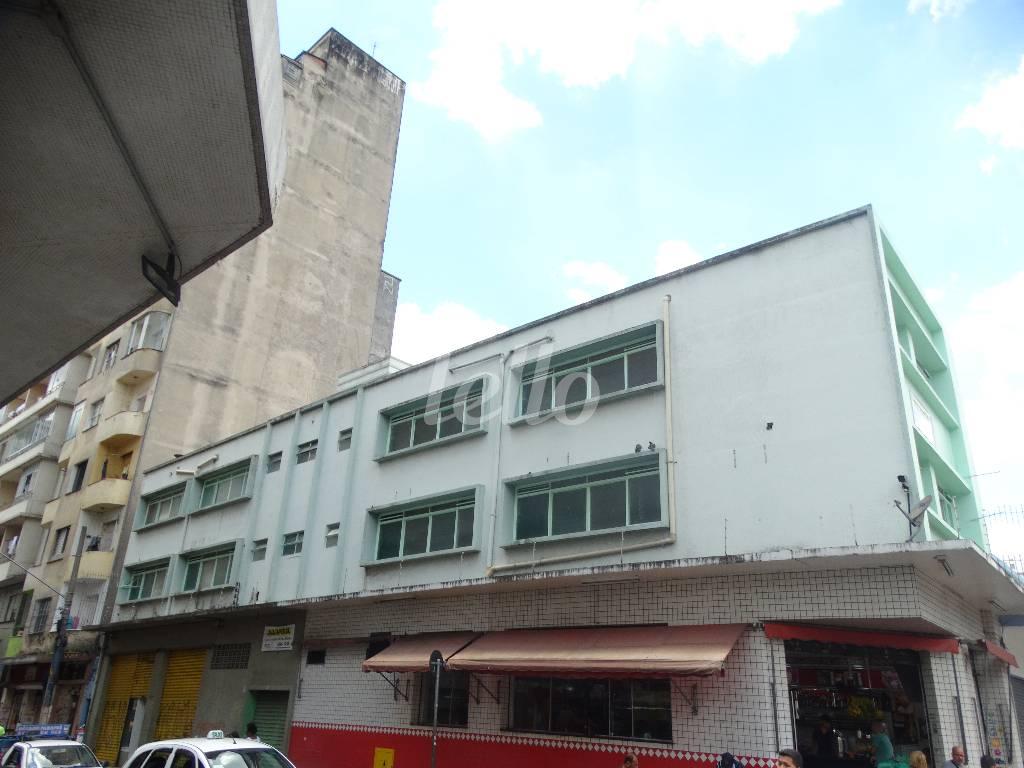 FACHADA de Sobreloja para alugar, Padrão com 320 m², e em Santa Efigenia - São Paulo