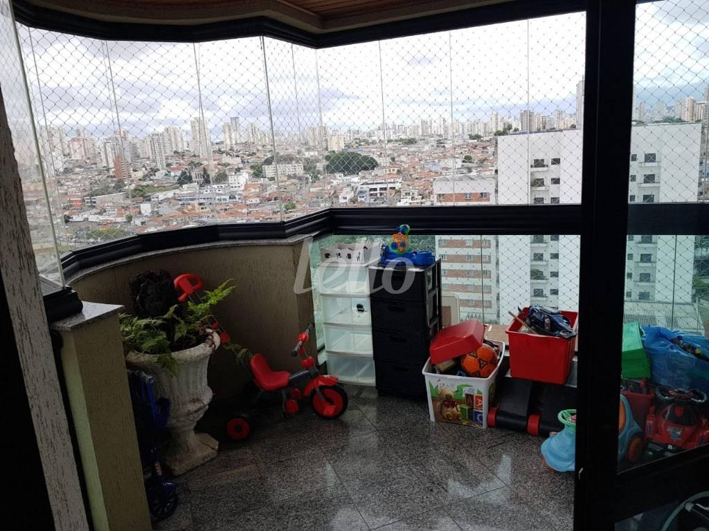 SACADA de Apartamento à venda, Padrão com 117 m², 4 quartos e 4 vagas em Vila Gomes Cardim - São Paulo