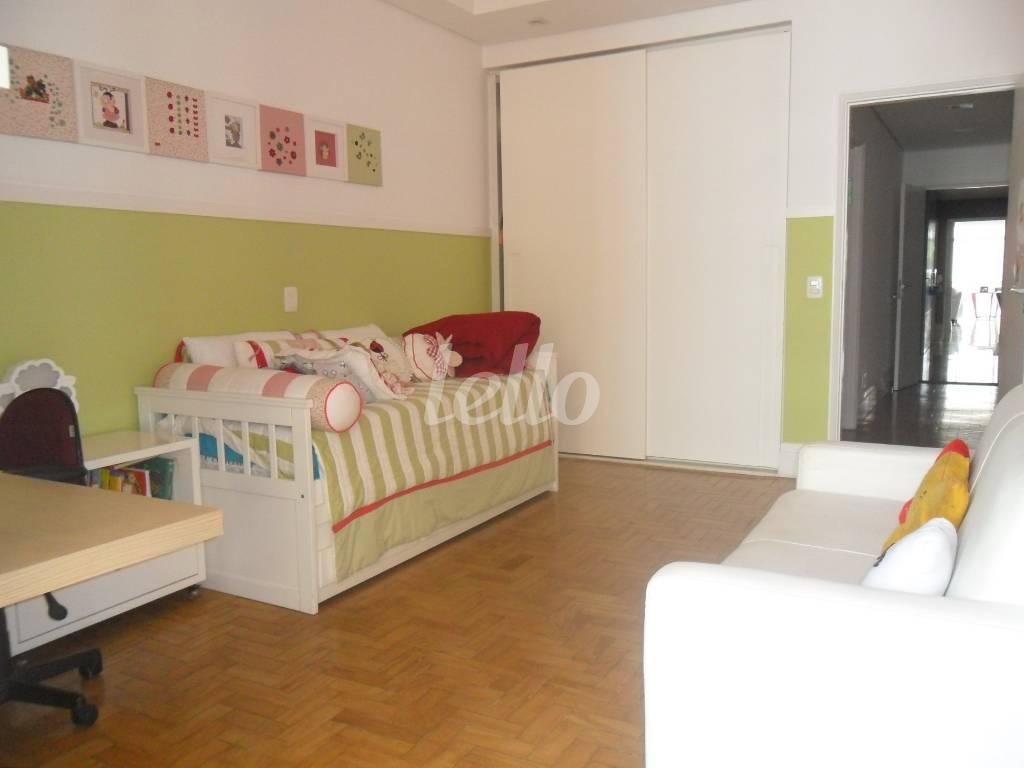 SUÍTE 2 de Apartamento à venda, Padrão com 256 m², 3 quartos e 2 vagas em Santa Cecília - São Paulo