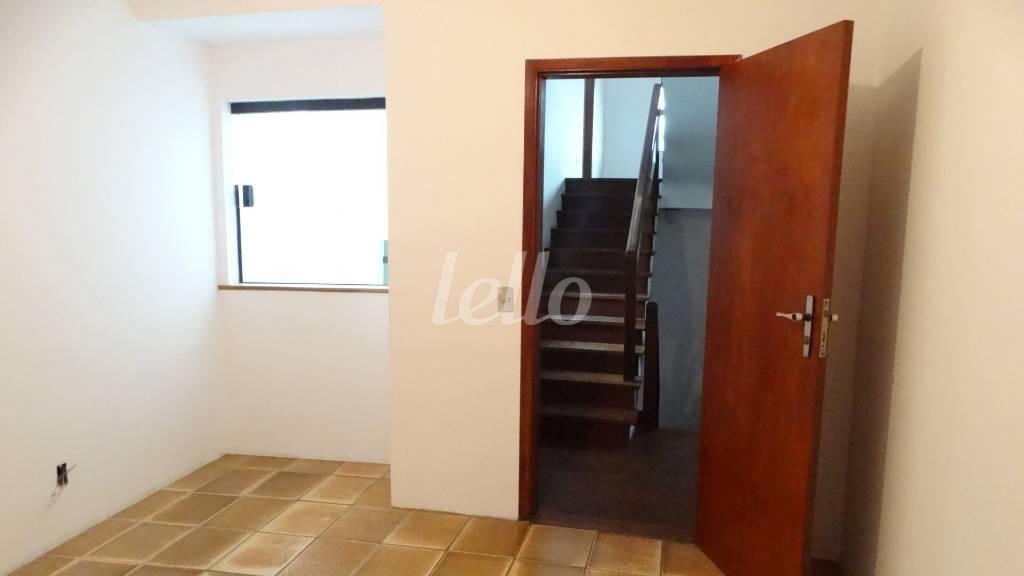 SALA de Casa para alugar, sobrado com 343 m², e 5 vagas em Água Fria - São Paulo
