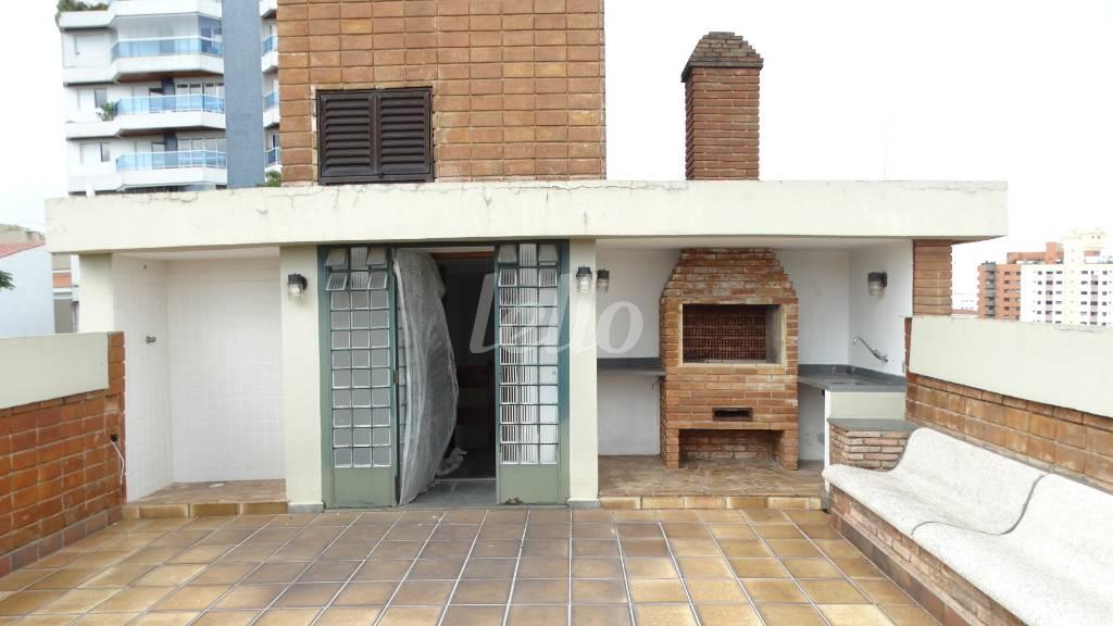 CHURRASQUEIRA de Casa para alugar, sobrado com 343 m², e 5 vagas em Água Fria - São Paulo