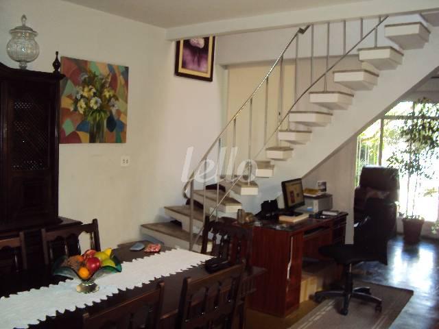 SALA de Casa à venda, sobrado com 110 m², 3 quartos e 2 vagas em Mirandopolis - São Paulo