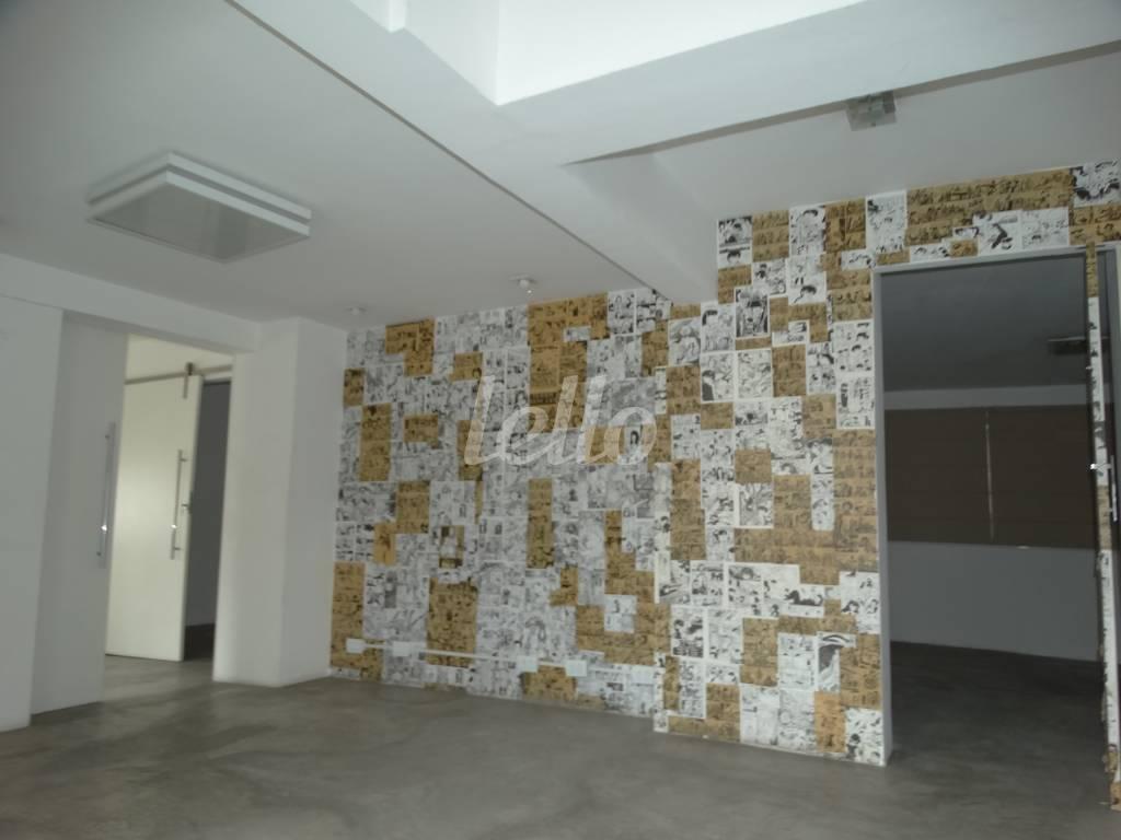 SALA de Sala / Conjunto para alugar, Padrão com 90 m², e em Vila Mariana - São Paulo